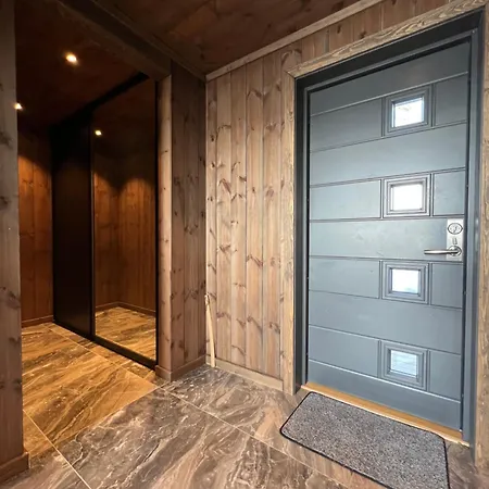 Skirvedalen - New With Panoramic Views! Lurasgrendi