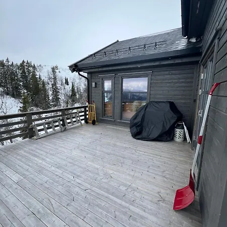 Skirvedalen - New With Panoramic Views! Lurasgrendi