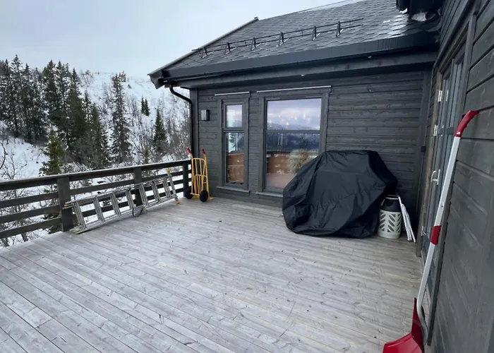 Skirvedalen - New With Panoramic Views! Lurasgrendi